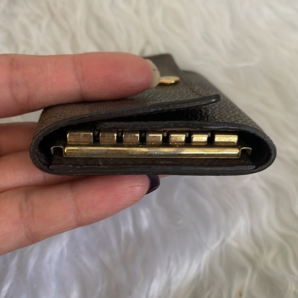 Louis Vuitton key case - Picture 11 of 12